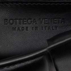 Pre Owned حقيبة كتف بوتيغا فينيتا جلد مبطن أسود بسلسلة كاسيت