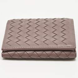 مملوكة مسبقًا محفظة بوتيغا فينيتا جلد أنتريشياتو زهري ثلاثي الطيات مدمج