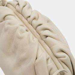 مملوكة مسبقًا Bottega Veneta White Lambskin The Mini Pouch Crossbody