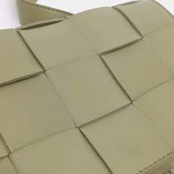 Pre Owned Bottega Veneta Green Leather Cassette Bag