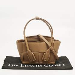 Pre Owned Bottega Veneta Brown Leather Mini Arco Top Handle Bag