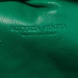 Pre Owned Bottega Veneta Green Intrecciato Leather Mini The Pouch Bag