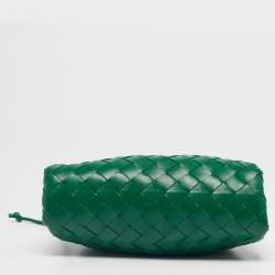 Pre Owned Bottega Veneta Green Intrecciato Leather Mini The Pouch Bag
