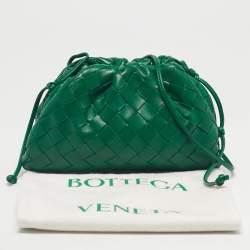 Pre Owned Bottega Veneta Green Intrecciato Leather Mini The Pouch Bag