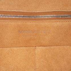 Pre Owned Bottega Veneta White Medium Calfskin Maxi Intrecciato Arco Bag