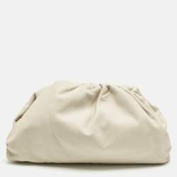 Pre Owned Bottega Veneta Ivory Leather Classic The Pouch Clutch