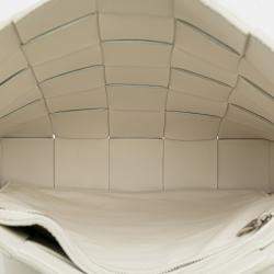 Pre Owned Bottega Veneta White Nappa Intrecciato Cassette Messenger