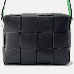 Pre Owned Bottega Veneta Maxi Intrecciato Cassette Black/Green Leather Camera Bag