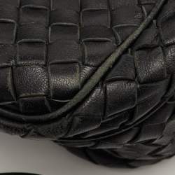 مملوكة مسبقًا Bottega Veneta Black Intrecciato Leather Crossbody Bag