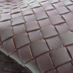 Pre Owned Bottega Veneta Intrecciato Leather Handbag Wine