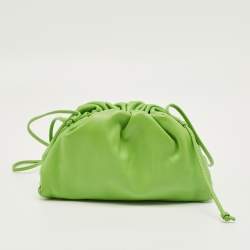 Pre Owned Bottega Veneta Apple Green Leather The Mini Pouch Bag