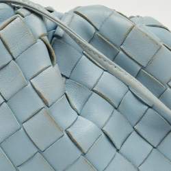 Pre Owned Bottega Veneta Light Blue Intrecciato Leather Mini The Pouch Bag