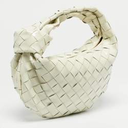 Pre Owned Bottega Veneta White Intrecciato Patent Leather Mini Jodie Hobo
