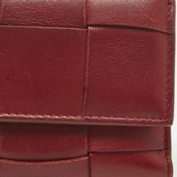 Pre Owned Bottega Veneta Red Maxi Intrecciato Leather Trifold Wallet