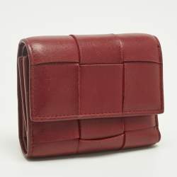 Pre Owned Bottega Veneta Red Maxi Intrecciato Leather Trifold Wallet
