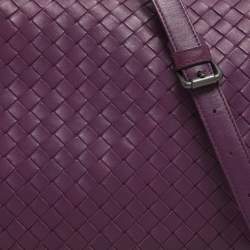 Pre Owned Bottega Veneta Purple Intrecciato Leather Drawstring Crossbody Bag
