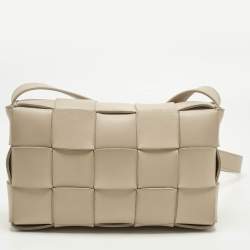 Pre Owned Bottega Veneta Beige Intrecciato Leather Cassette Shoulder Bag