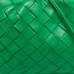 Pre Owned Bottega Veneta Green Intrecciato Leather Mini The Pouch Bag