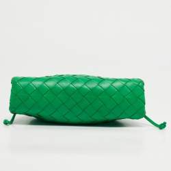Pre Owned Bottega Veneta Green Intrecciato Leather Mini The Pouch Bag
