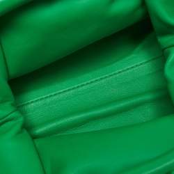 Pre Owned Bottega Veneta Green Intrecciato Leather Mini The Pouch Bag