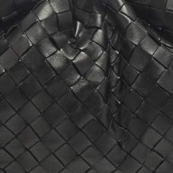 Pre Owned Bottega Veneta Classic The Pouch Black Intrecciato Leather Clutch