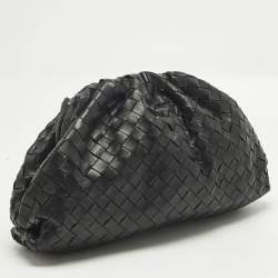 Pre Owned Bottega Veneta Classic The Pouch Black Intrecciato Leather Clutch