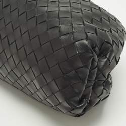 Pre Owned Bottega Veneta Classic The Pouch Black Intrecciato Leather Clutch