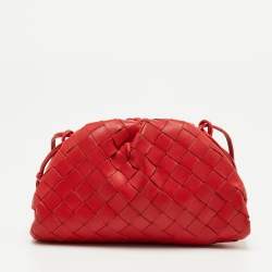 Pre Owned حقيبة بوتيغا فينيتا بووتش صغيرة جلد إنترشياتو حمراء