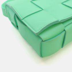 مملوكة مسبقًا Bottega Veneta Lambskin Cassette Crossbody