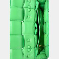 Pre Owned حقيبة بوتيغا فينيتا كاسيت مبطن جلد أخضر بسلسلة