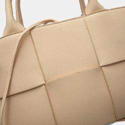 مملوكة مسبقًا Bottega Veneta Intrecciato Arco 2Way A Tote Bag Macaron Lambskin Size Mini