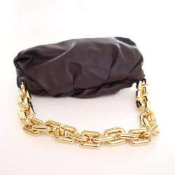 مملوكة مسبقًا حقيبة بوتيغا فينيتا ذا تشين كلاتش جلد عجل كبير