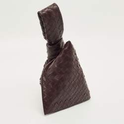مملوكة مسبقًا Bottega Veneta BV Twist Dark Burgundy Intrecciato Leather Clutch