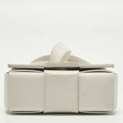 مملوكة مسبقًا Bottega Veneta Cassette Mini White Intrecciato Leather Crossbody Bag