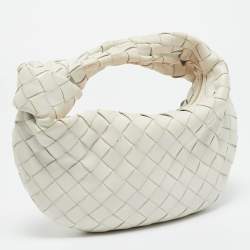 مملوكة مسبقًا حقيبة هوبو بوتيغا فينيتا ميني جودي جلد إنتريتشياتو زهري داكن