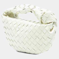 مملوكة مسبقًا حقيبة بوتيغا فينيتا جودي صغيرة بيضاء براءة اختراع نسيج انتريشياتو