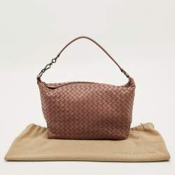 مملوكة مسبقًا حقيبة كتف بوتيغا فينيتا جلد إنتريشياتو وردي قديم