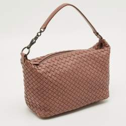 مملوكة مسبقًا حقيبة كتف بوتيغا فينيتا جلد إنتريشياتو وردي قديم