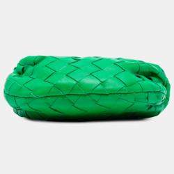 Pre Owned ```json
[{"name": "Bottega Veneta Green Candy Nappa Intrecciato Jodie", "name_ar": "حقيبة بوتيغا فينيتا جودي كاندي نابا انتريشياتو خضراء"}]
```