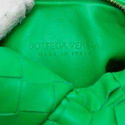 Pre Owned ```json
[{"name": "Bottega Veneta Green Candy Nappa Intrecciato Jodie", "name_ar": "حقيبة بوتيغا فينيتا جودي كاندي نابا انتريشياتو خضراء"}]
```