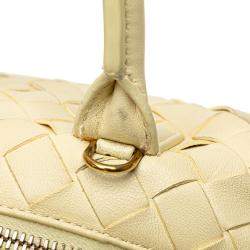 مملوكة مسبقًا حقيبة ساتشل بوتيغا فينيتا باوليتو نابا إنتريشياتو أصفر صغير