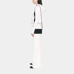 مملوكة مسبقًا Bottega Veneta Black Spazzolato Intrecciato Box Messenger Bag