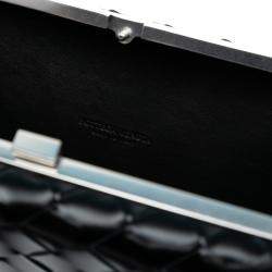 مملوكة مسبقًا Bottega Veneta Black Spazzolato Intrecciato Box Messenger Bag