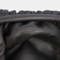 Pre Owned حقيبة بوتيغا فينيتا ذا ميني كروس بودي جلد نابا إنترشياتو أسود