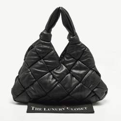 مملوكة مسبقًا Bottega Veneta Padded Lock Black Leather Shoulder Bag