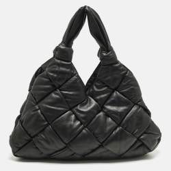 مملوكة مسبقًا Bottega Veneta Padded Lock Black Leather Shoulder Bag
