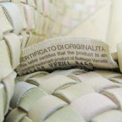 مملوكة مسبقًا Bottega Veneta Intrecciato Cabas PM Leather Tote Bag Cream