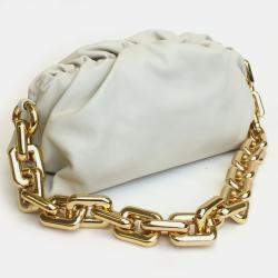 Pre Owned Bottega Veneta Beige Calf Chain Pouch