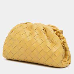مملوكة مسبقًا Bottega Veneta Yellow Nappa Intrecciato The Mini Pouch Crossbody