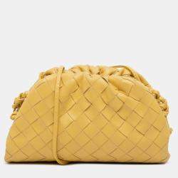 مملوكة مسبقًا Bottega Veneta Yellow Nappa Intrecciato The Mini Pouch Crossbody